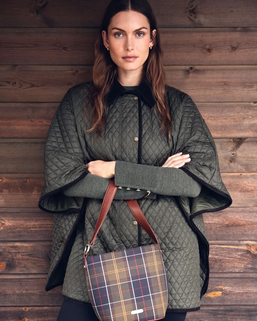 Barbour Oakham Quilted Cape Olive-11