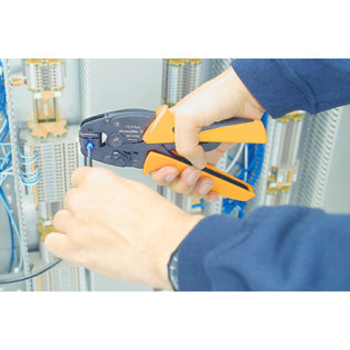 Weidmüller Weidmüller Krimptang adereindhulzen  PZ 6 ROTO 0,14 - 6mm2