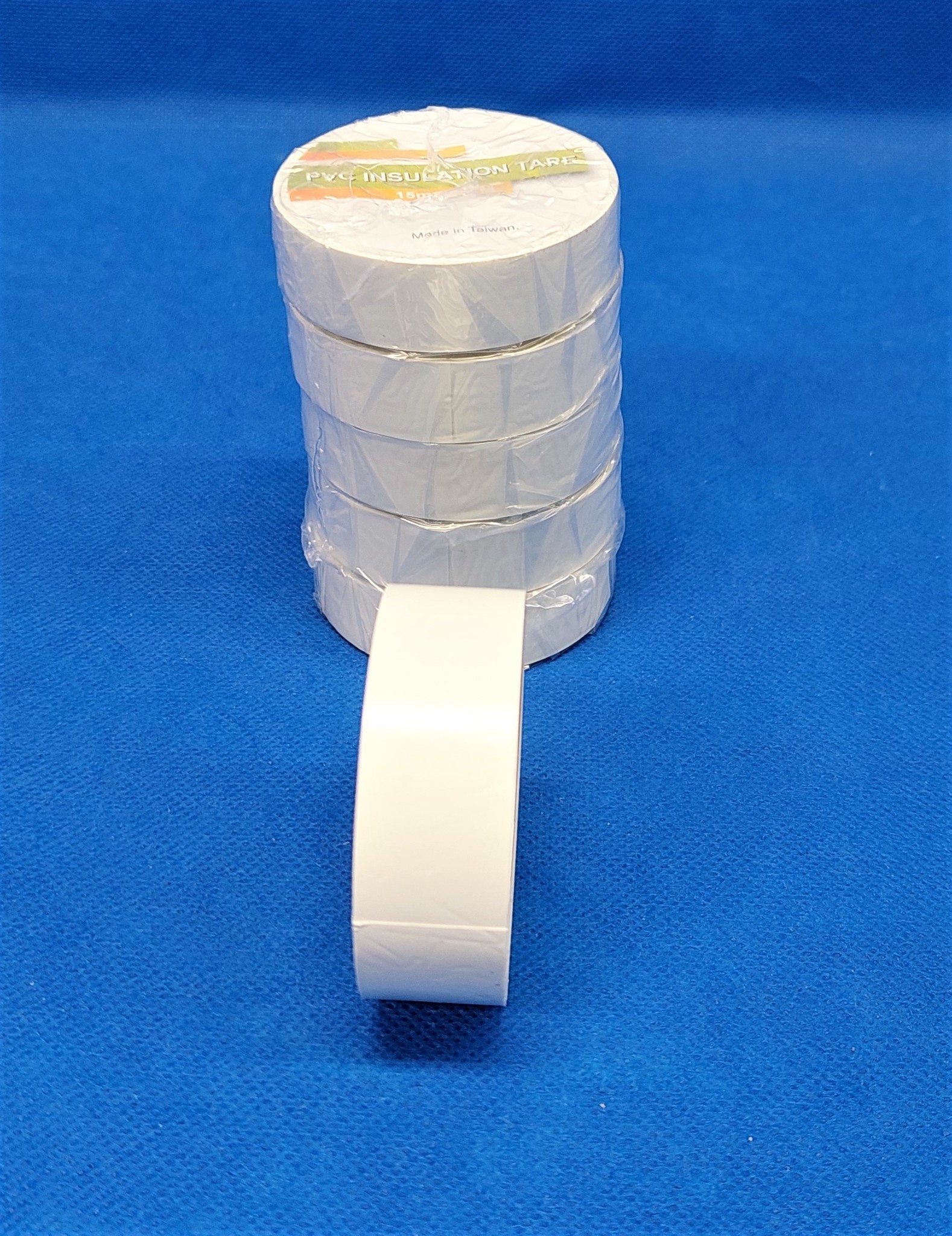 5 Rollen witte isolatie PVC tape van 15mm breed en 10meter lang - Cable-Engineer.nl