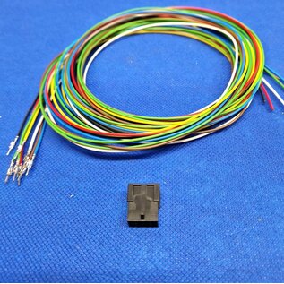 Molex Pre-crimped Molex Micro Fit 3.0 set: 8-Pos. / 2-rij Plug Housing met 8x 2m. 0,35mm2 kabel met contacten gekrompen