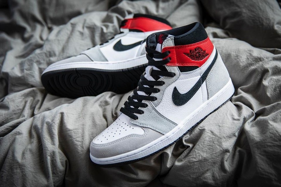 air jordan 1 high smoke grey