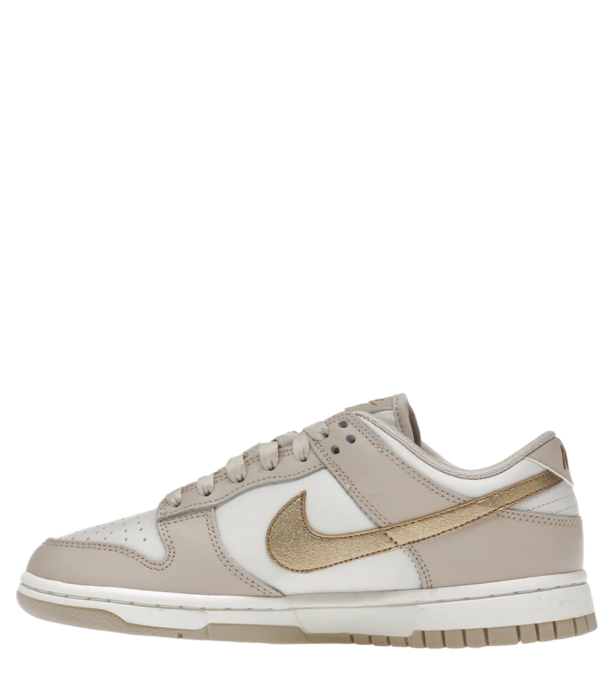 Nike Nike Dunk Low Gold Swoosh (W)  - DX5930-001