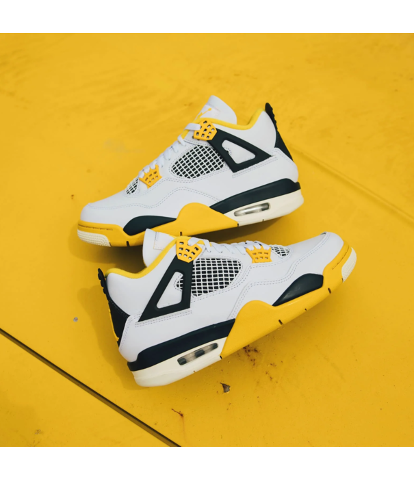 Nike Air Jordan 4 Retro WMNS 'Vivid Sulfur' / AQ9129-101 - SneakerMood