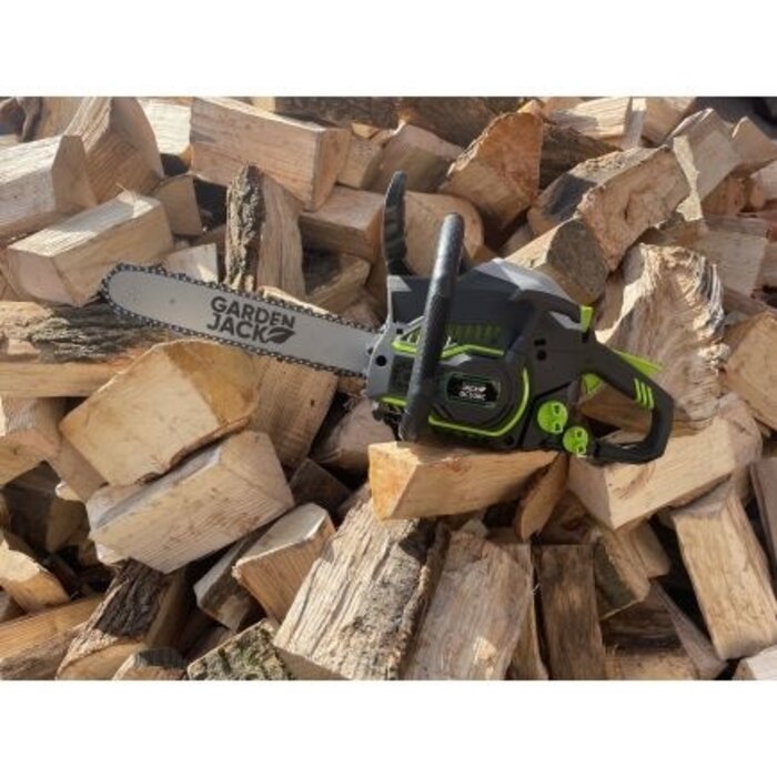 Gardenjack Gardenjack Chainsaw 38cc - 14", 2 Stroke Petrol - GCS38C