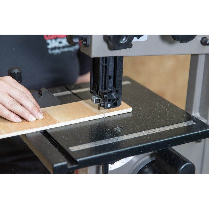 Lumberjack PRO SERIES 8" Bench Top Bandsaw - Precision, Power & Versatility in One Compact Machine