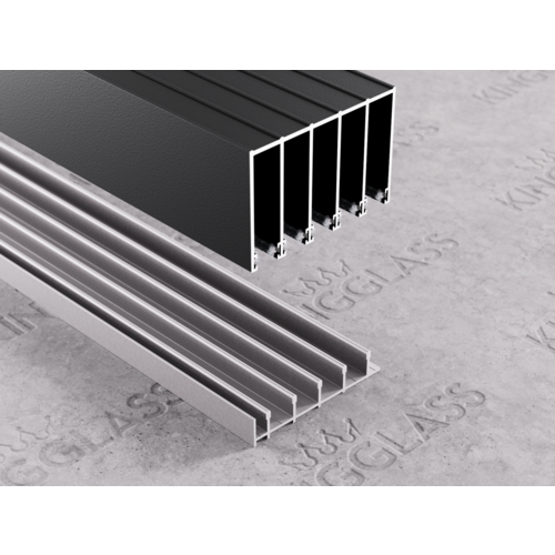 Bovenrail en onderrail Bovenrail en onderrail