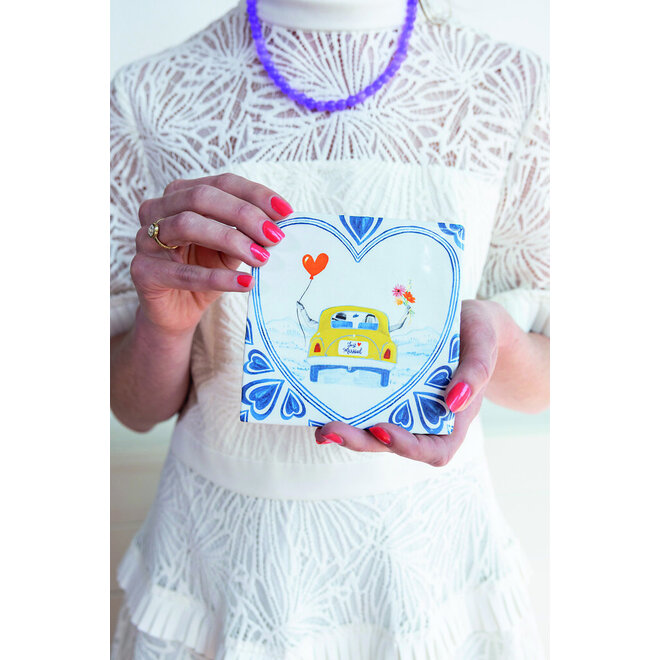 Just married, off we go - Medium