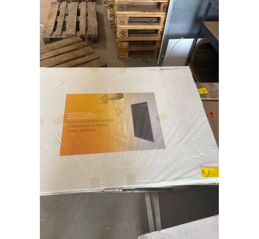 Tweedekans - Ecosun GS-Serie infraroodpanelen wit of zwart wand of plafond - Afmetingen: 120 x 80 cm 850Watt, Afwerking: Zwart glas, Towel Rail: Enkel met side cover bars