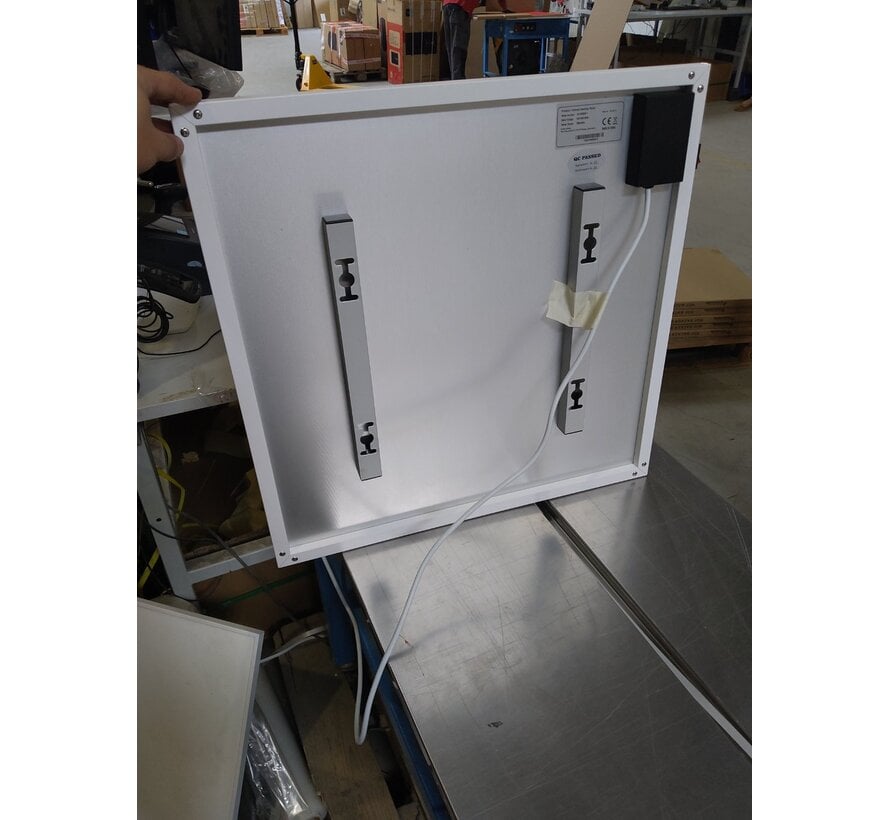 Tweedekans - QH-AK Serie infraroodpaneel 60 x 60cm - 350Watt - Default