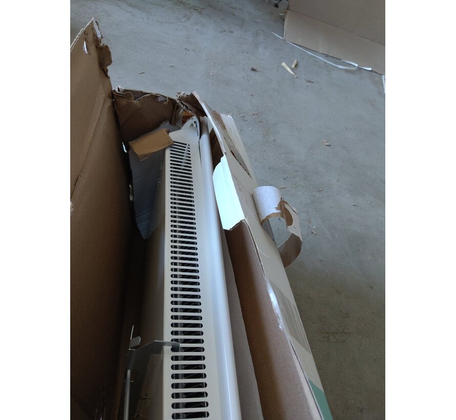 Tweedekans - Adax neo Wifi elektrische verwarming - 2000Watt 33cm x 143cm