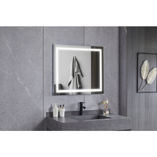 Spiegel 70 x 80 cm frameloos, inbouw led verlichting en anti condens