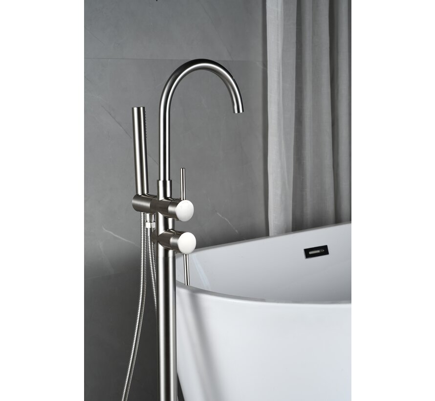 Vrijstaande badmengkraan – inclusief handdouche – brushed steel