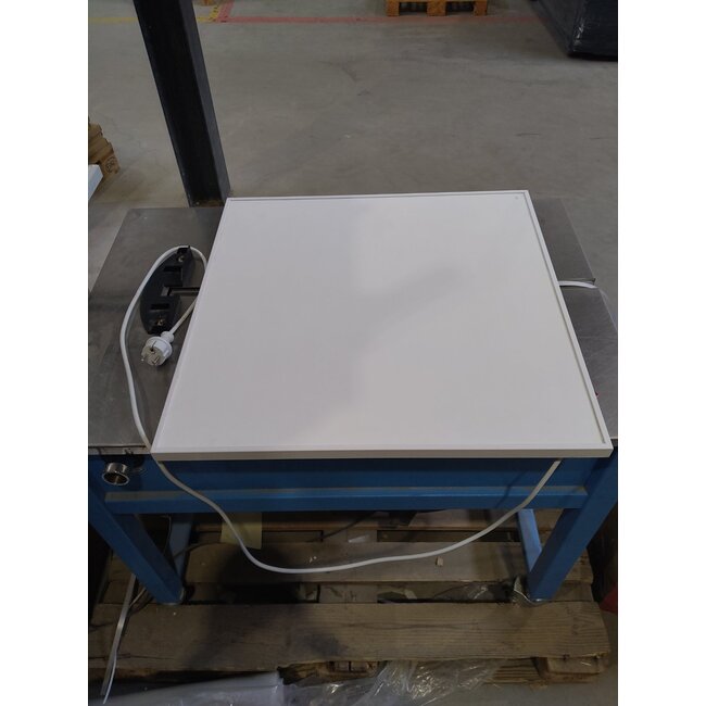 Tweedekans - QH-AK Serie infraroodpaneel 60 x 60cm - 350Watt - Default