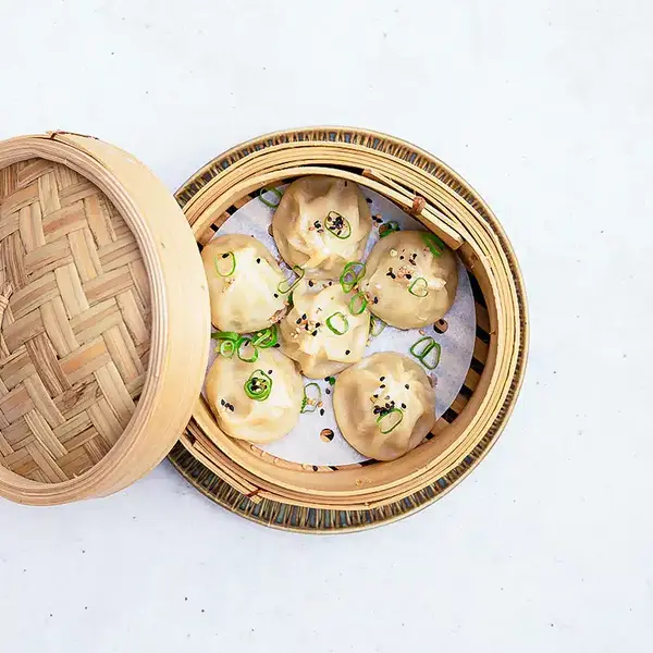 Streetfood By Han Koelverse dim sum box van Top Chef Han Ji