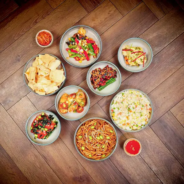 Streetfood By Han Koelverse rijsttafel box vis van Top Chef Han Ji