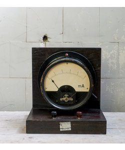 Vintage ampèremeter