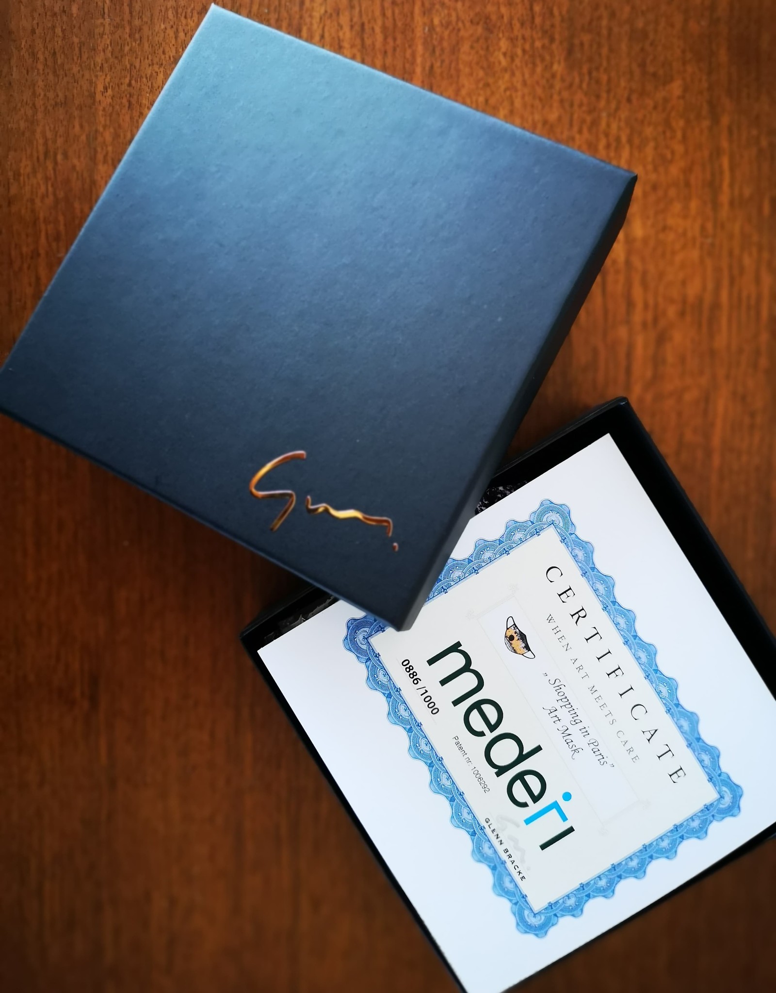 Shopping in Paris Art Mask