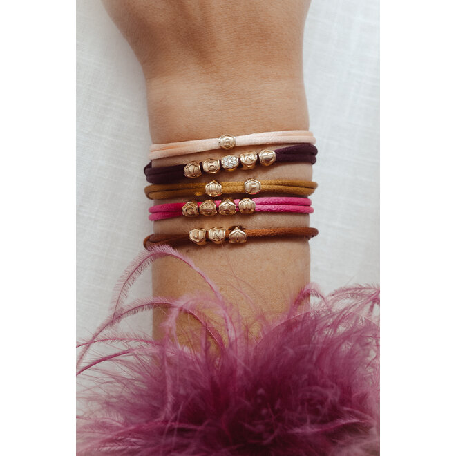 Honey Bee Satijnkoord Armband - 2 Initialen