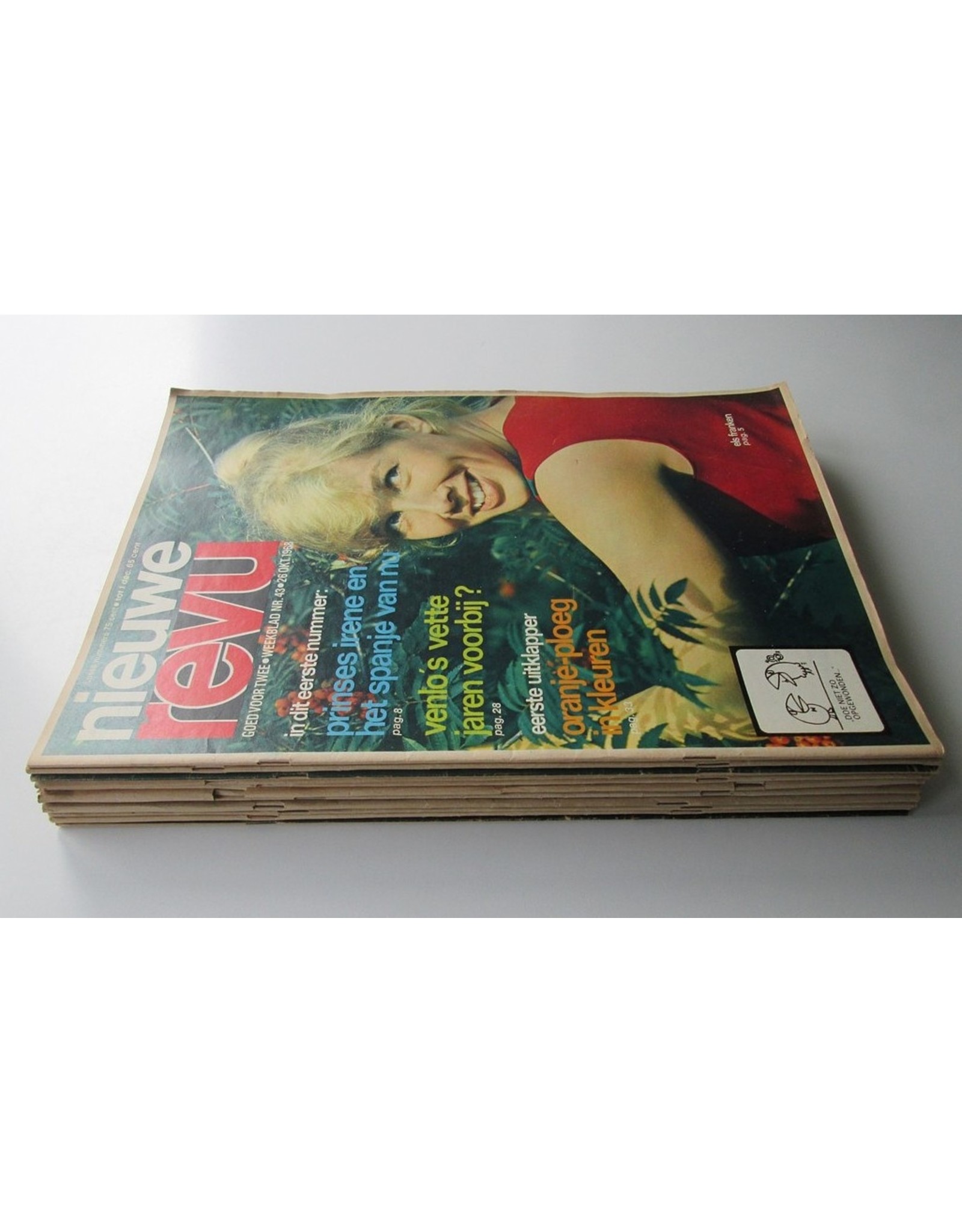 [The first 10 issues of] Nieuwe Revu. Goed voor twee. Weekblad Nr. 43 [to 52] 1968