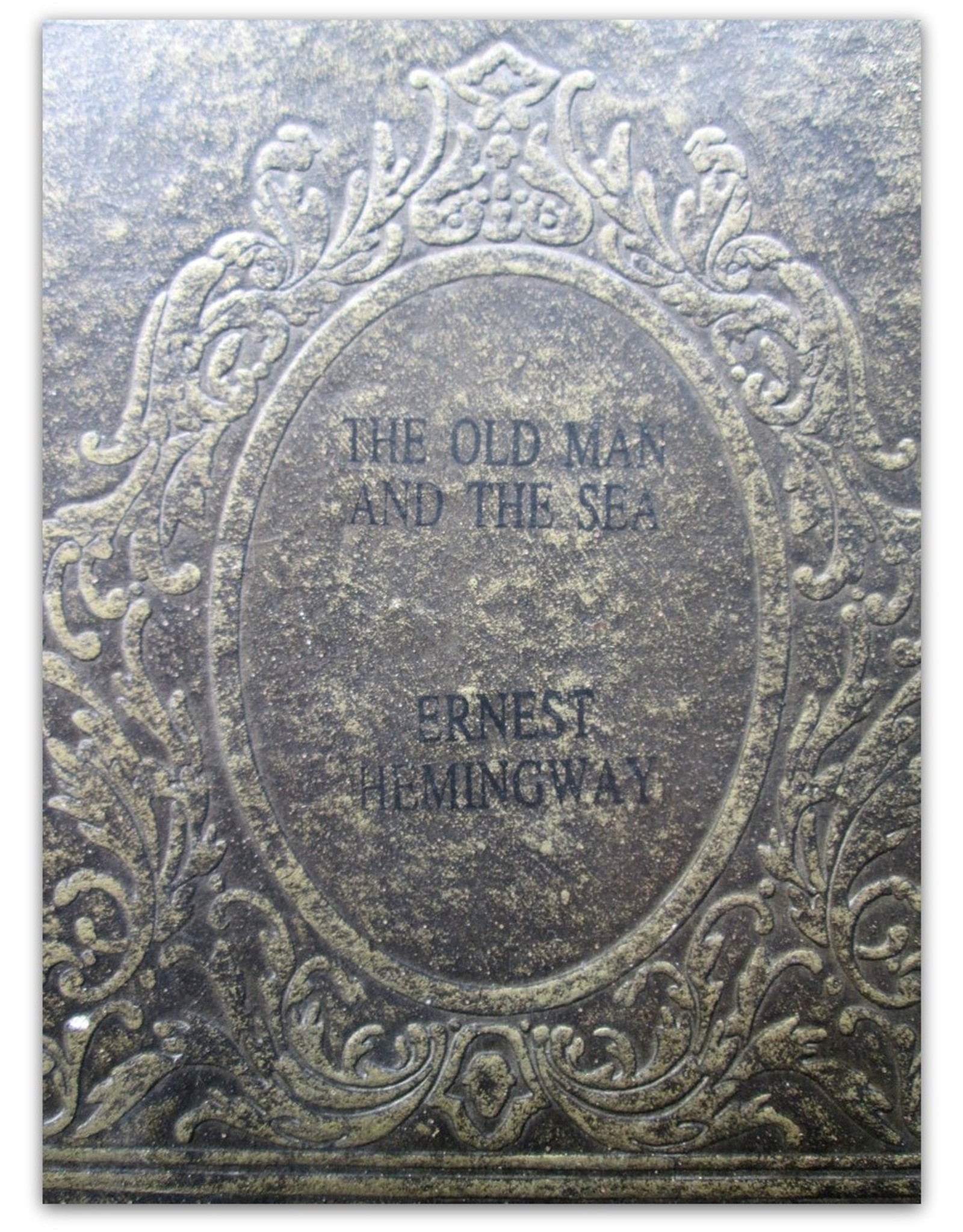 Ernest Hemingway - The Old Man and the Sea [Book simulant]