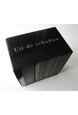 Pieter Steinz [ed.] - Uit de schaduw [Complete set romans: NRC Handelsblad Leesclub editie 2007]