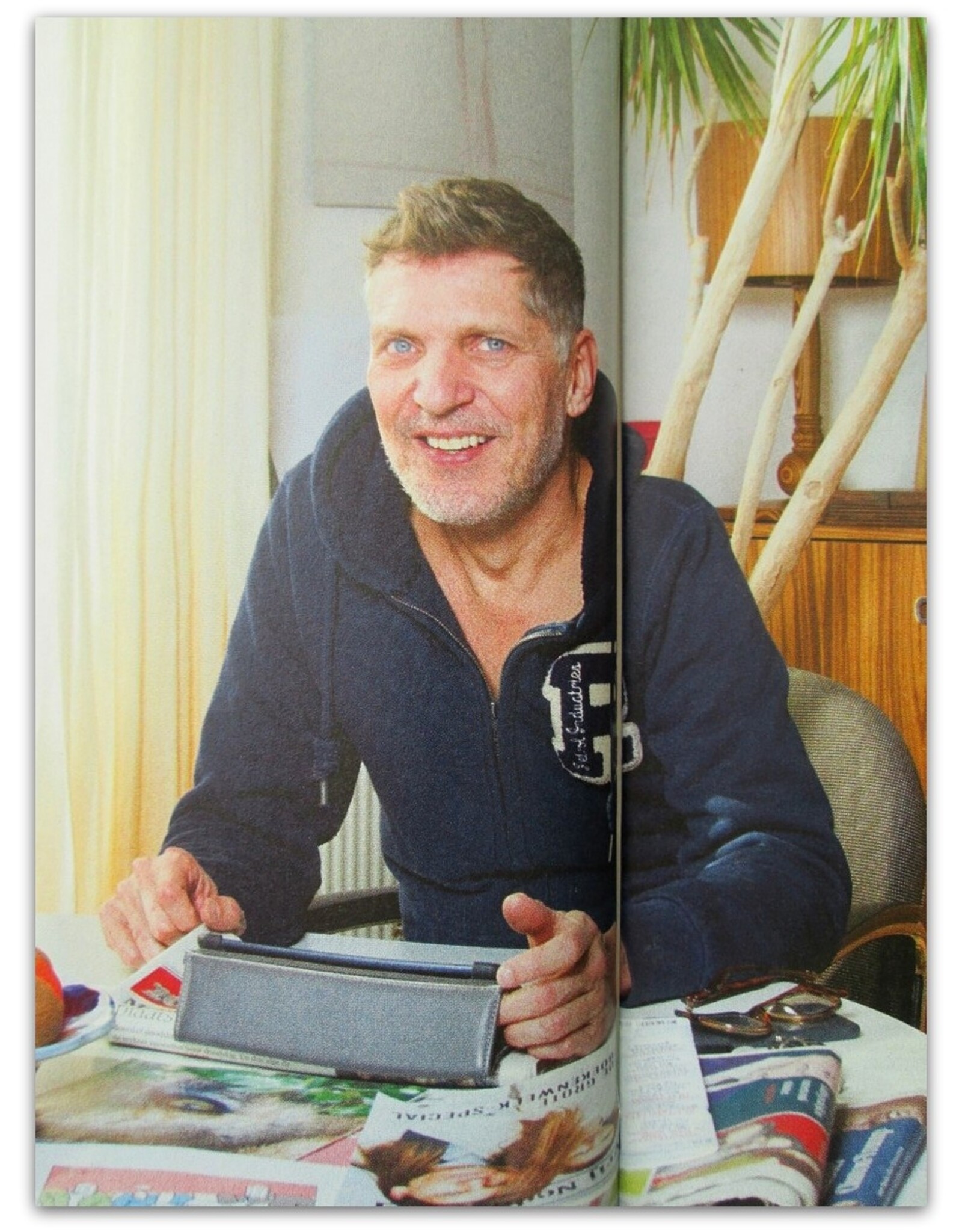 Arnon Grunberg [i.a.] - Volkskrant Magazine 777: [Arnon Grunberg interviewt Anouk]