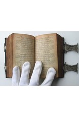 [Bijbel] - Het Nieuwe Testament of Alle boeken des Nieuwen Verbonds onzes Heeren Jezus Christus, [...] op Last van de Hoog-Mog. Heeren Staten Generaal [...] in de jaren 1618 en 1619 [...]