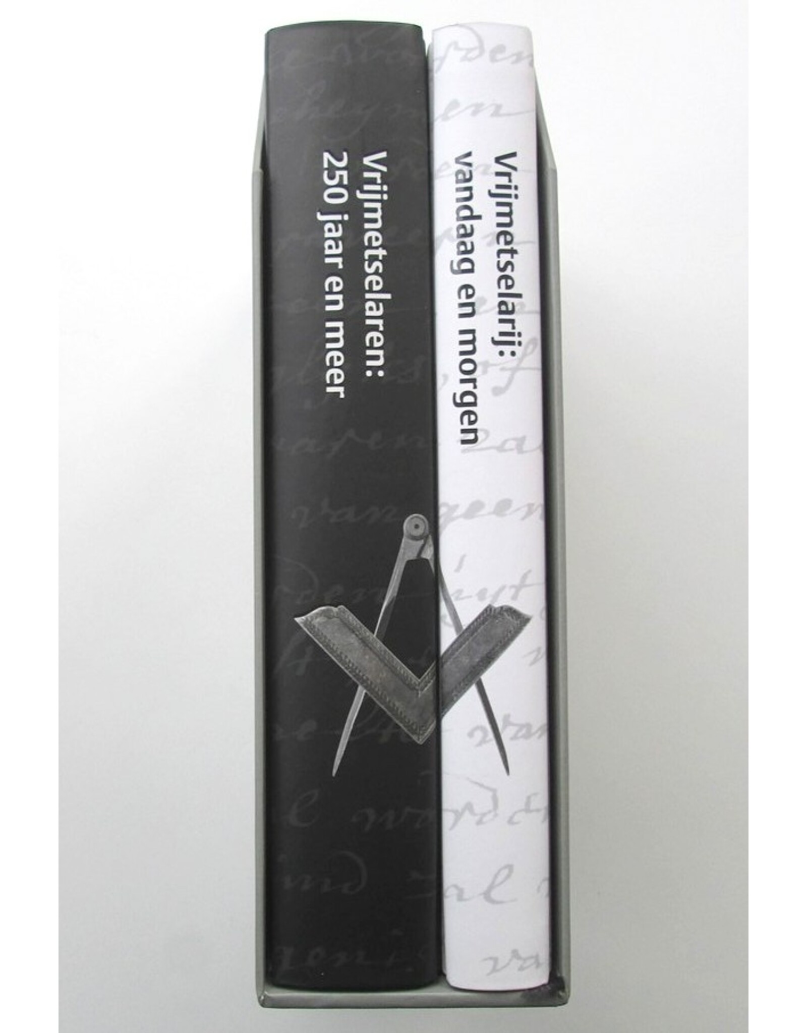 Anton W.F.M. van de Sande & M.J.M. de Haan - 250 jaar Orde van Vrijmetselaren. [Compleet]