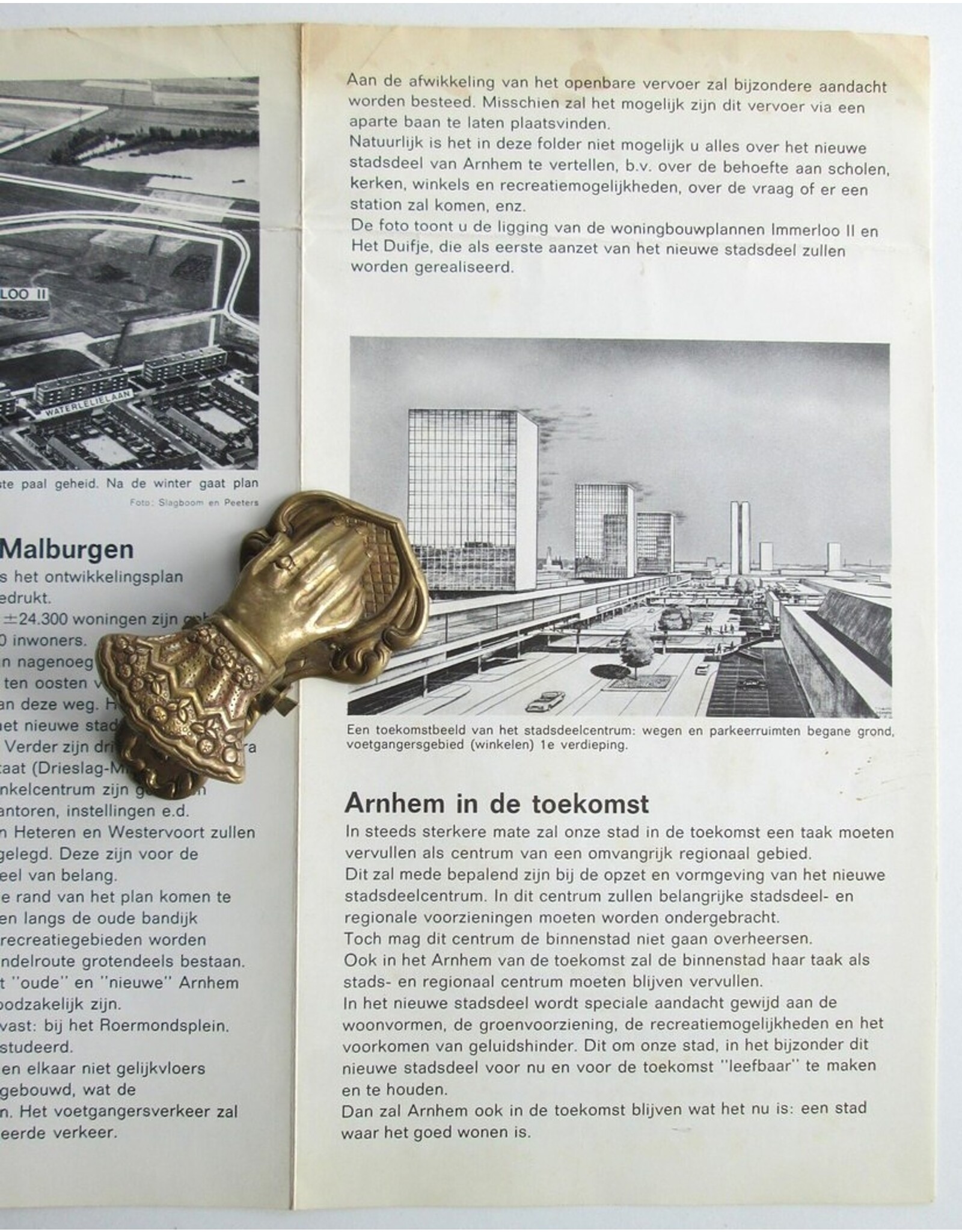 [Editors] - Arnhem komt over de brug. Wetenswaardigheden over de stadsuitbreiding ten zuiden van de Rijn