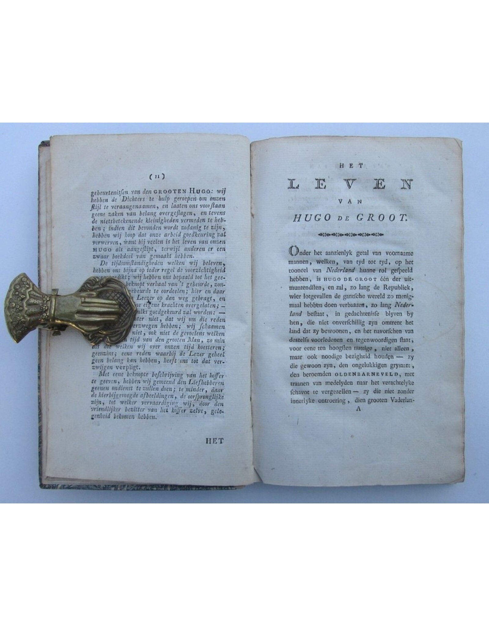 Mr. Jacob Klinkhamer - Het leven van Hugo de Groot uit echte stukken opgemaakt; versierd met Twee juiste Afbeeldingen van het KOFFER waarin hij zijne gevangenis op Loevestein ontkomen is [...]
