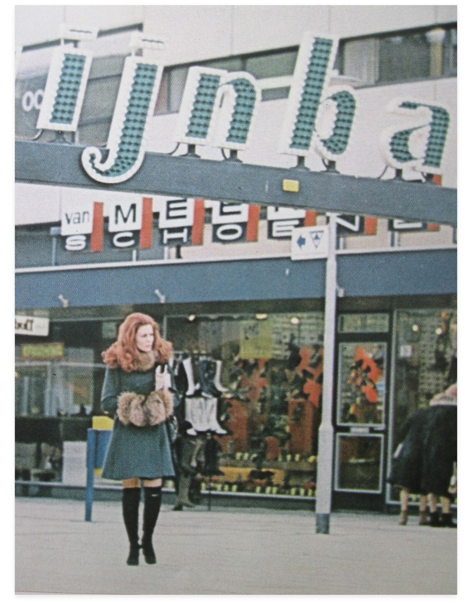 Milton - Private 21 : International Color Magazine. Leading in Erotography