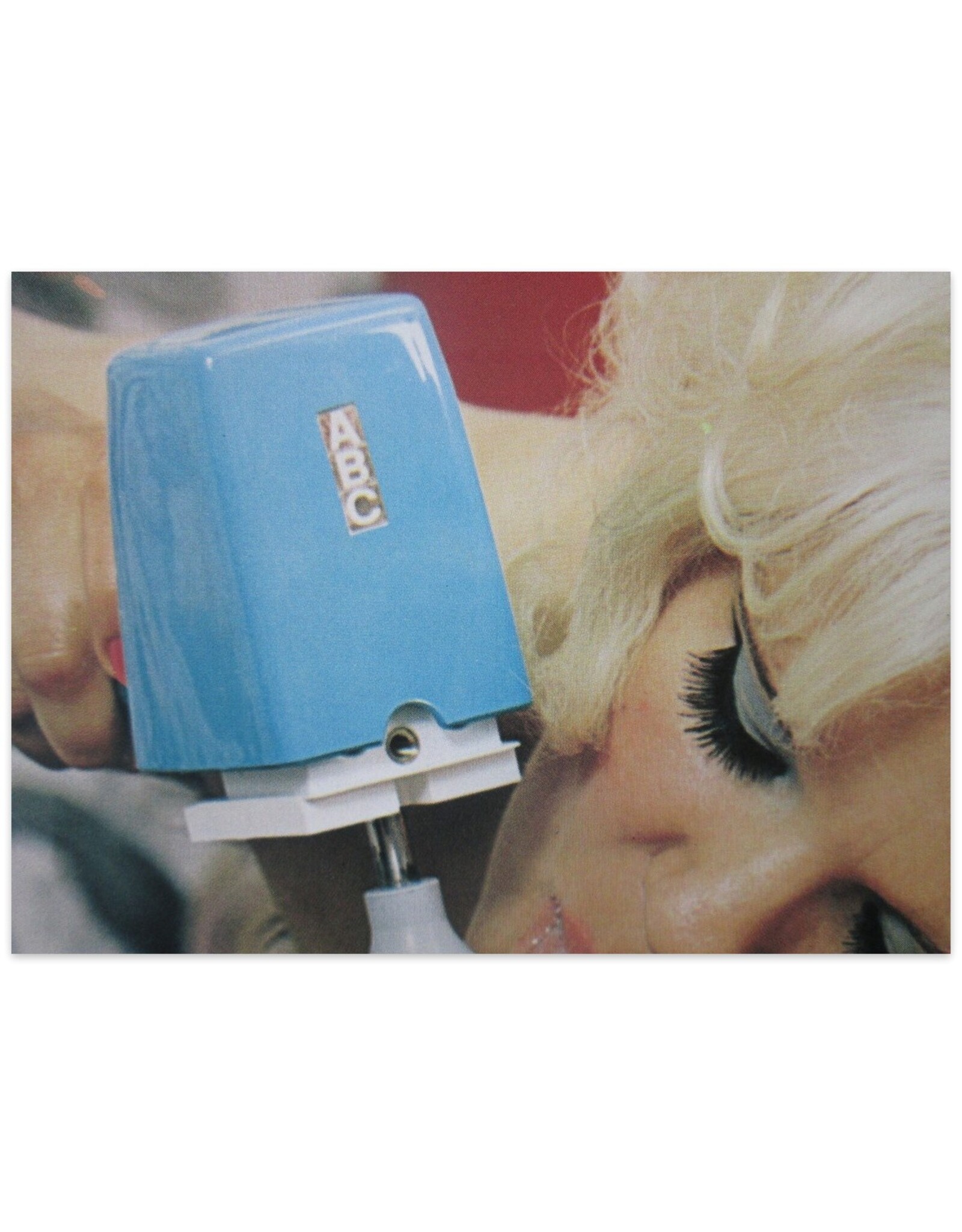 Milton - Private 21 : International Color Magazine. Leading in Erotography