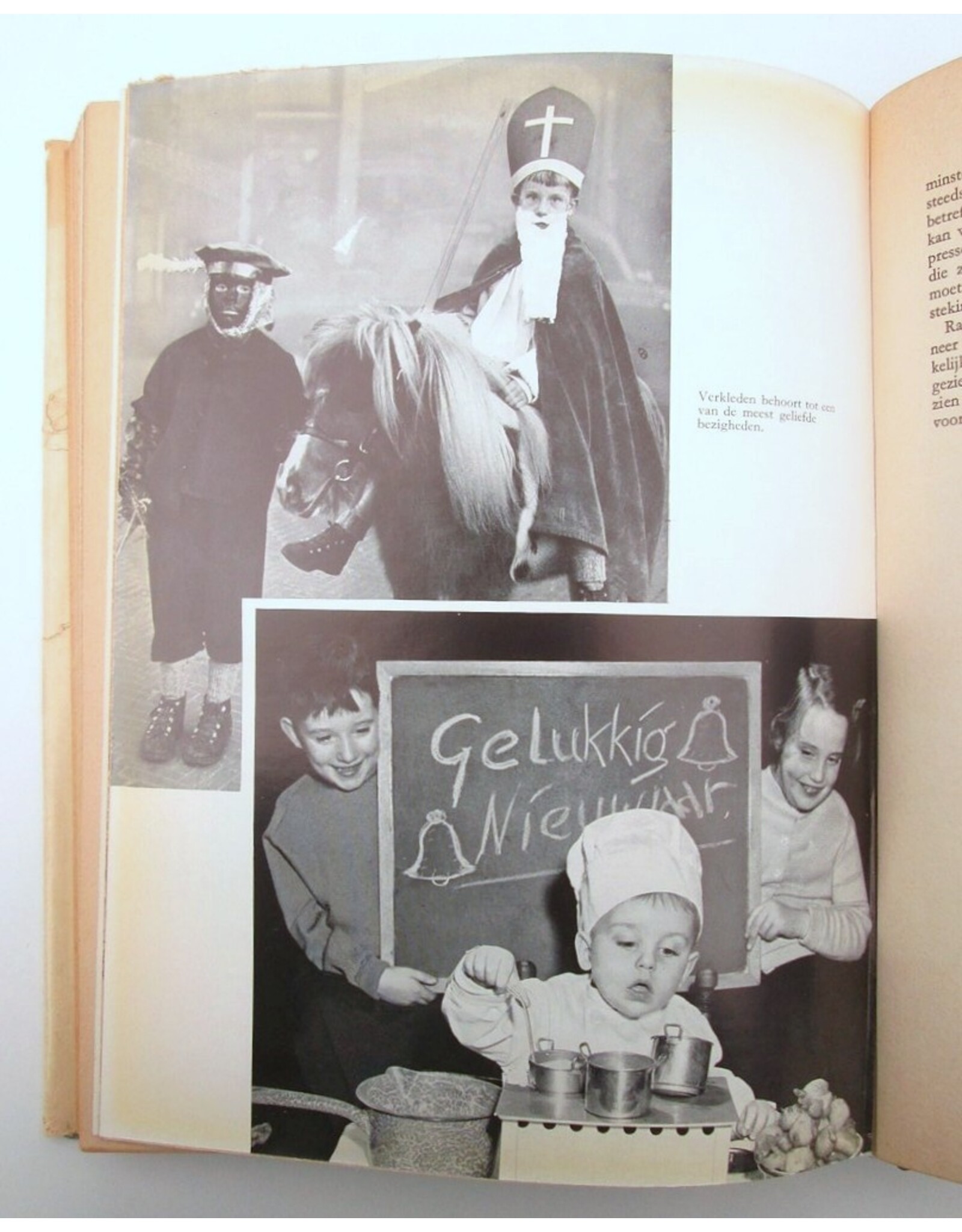 Philip C. Jeans - Het Gulden Baby Boek. Het boek voor moeder en kind. Bewerkt door J.C. Tummers, Kinderarts te Bussum