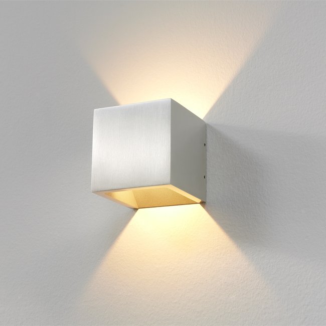 Artdelight Wandlamp Cube - Aluminium
