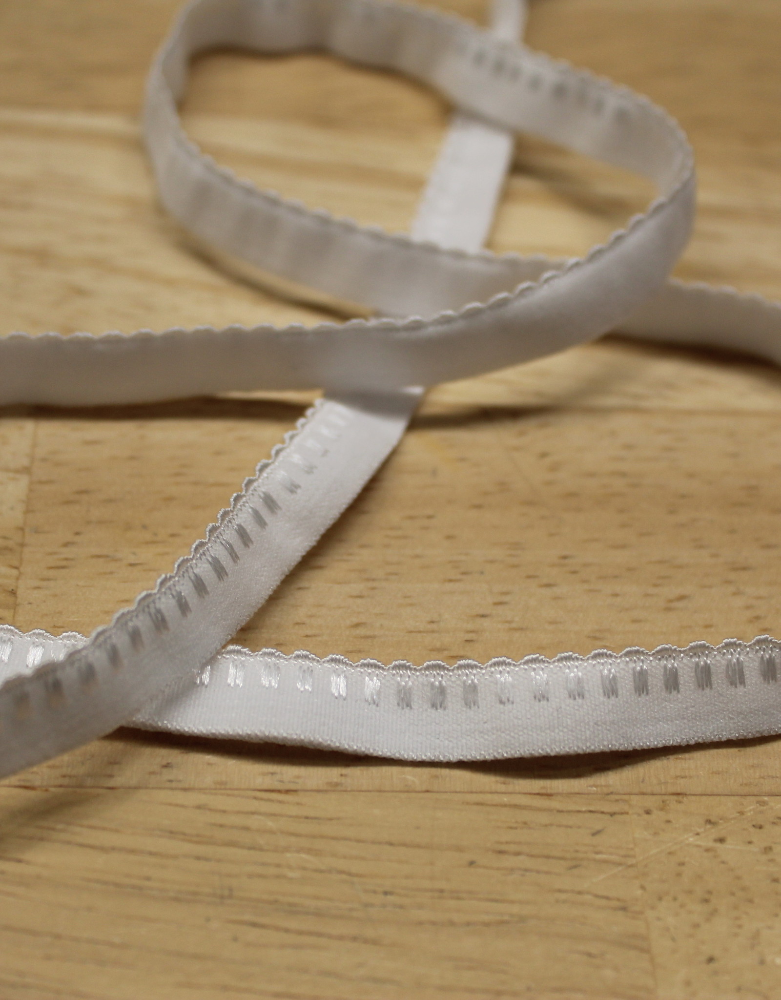 Lingerie elastiek  vouwtresse met kantje 10mm wit