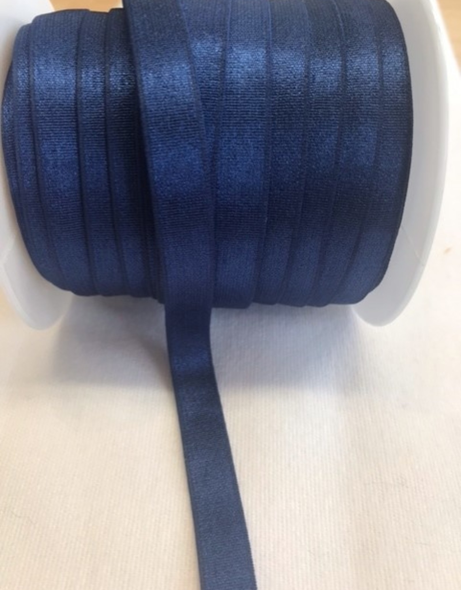 Lingerie elastiek 10mm glanzend marine blauw