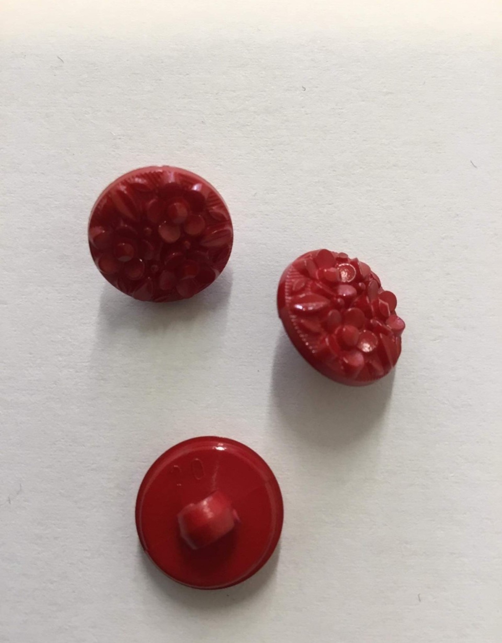 knoop bloemetjes 12mm  rood