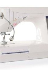 Naaimachinelamp met bevestiging op naaimachine