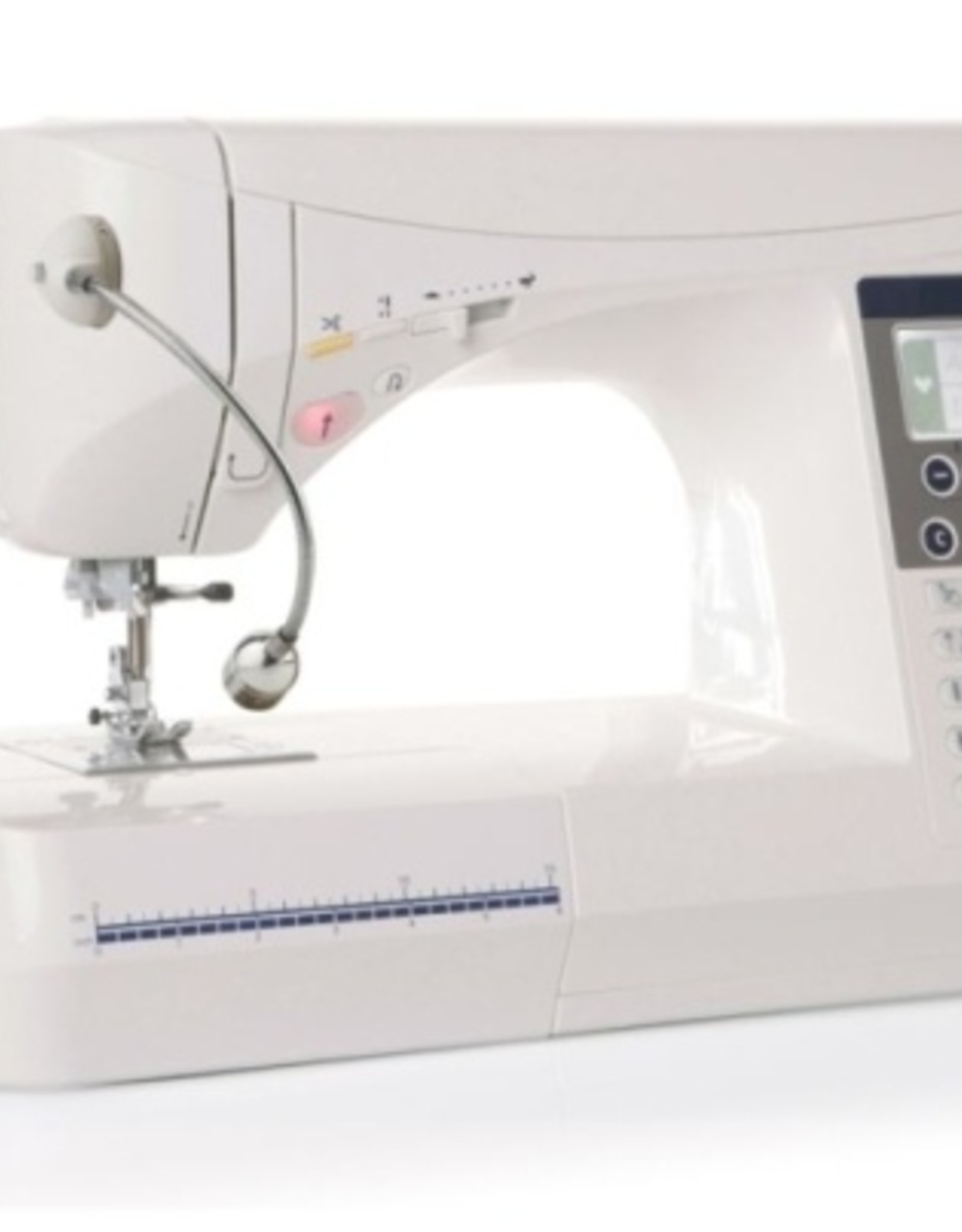 Naaimachinelamp met bevestiging op naaimachine