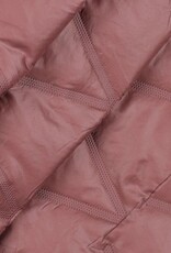 Stepped matelassé met V motief oudroze