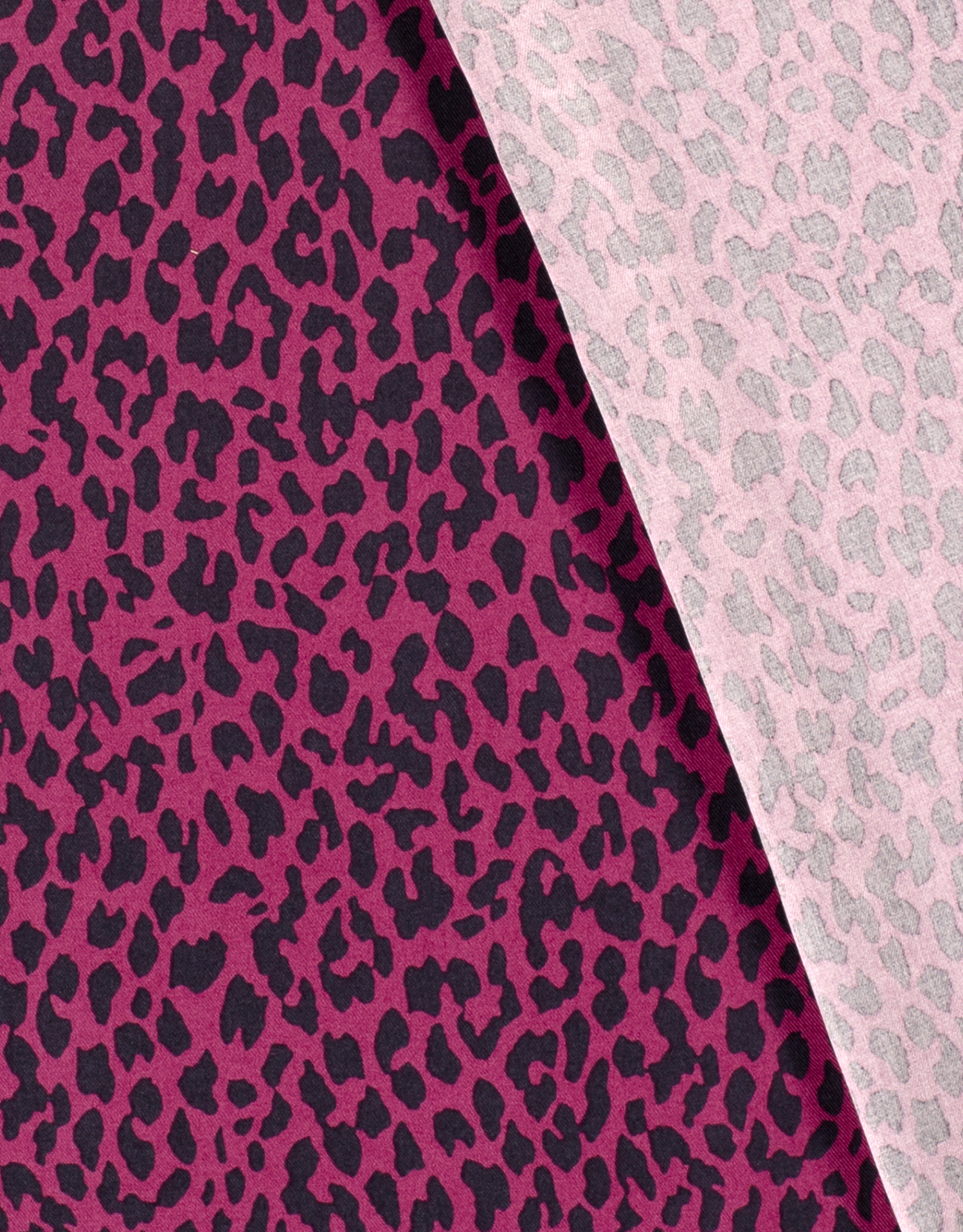 Stoffenschuur selectie Viscose twill dierenprint panter fuchsia