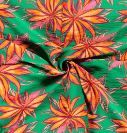 Stoffenschuur selectie Viscose Crepe bedrukt Bloemen Groen