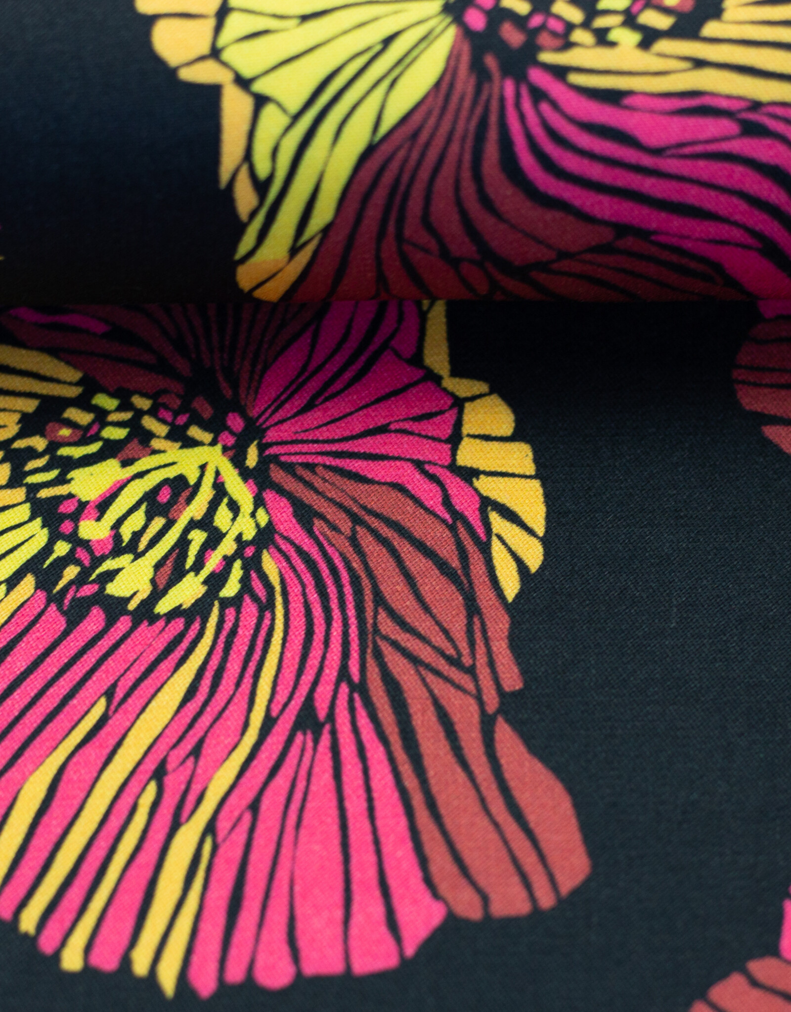 Viscose zwart simpele bloem