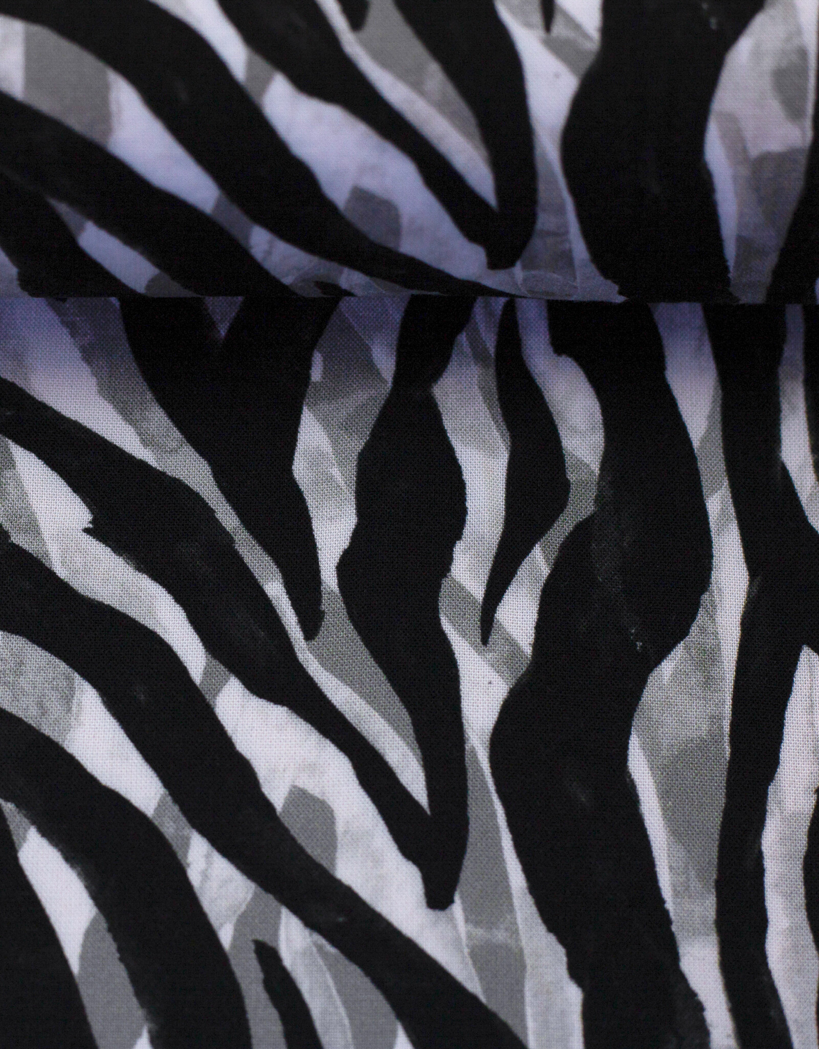 swafing Viscose zebra  print zwart- wit