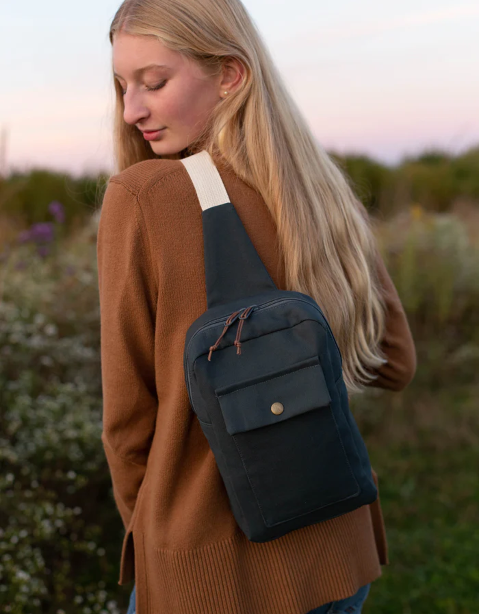Sandhill sling style bag