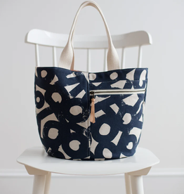 Noodlehead Crescent tote bag