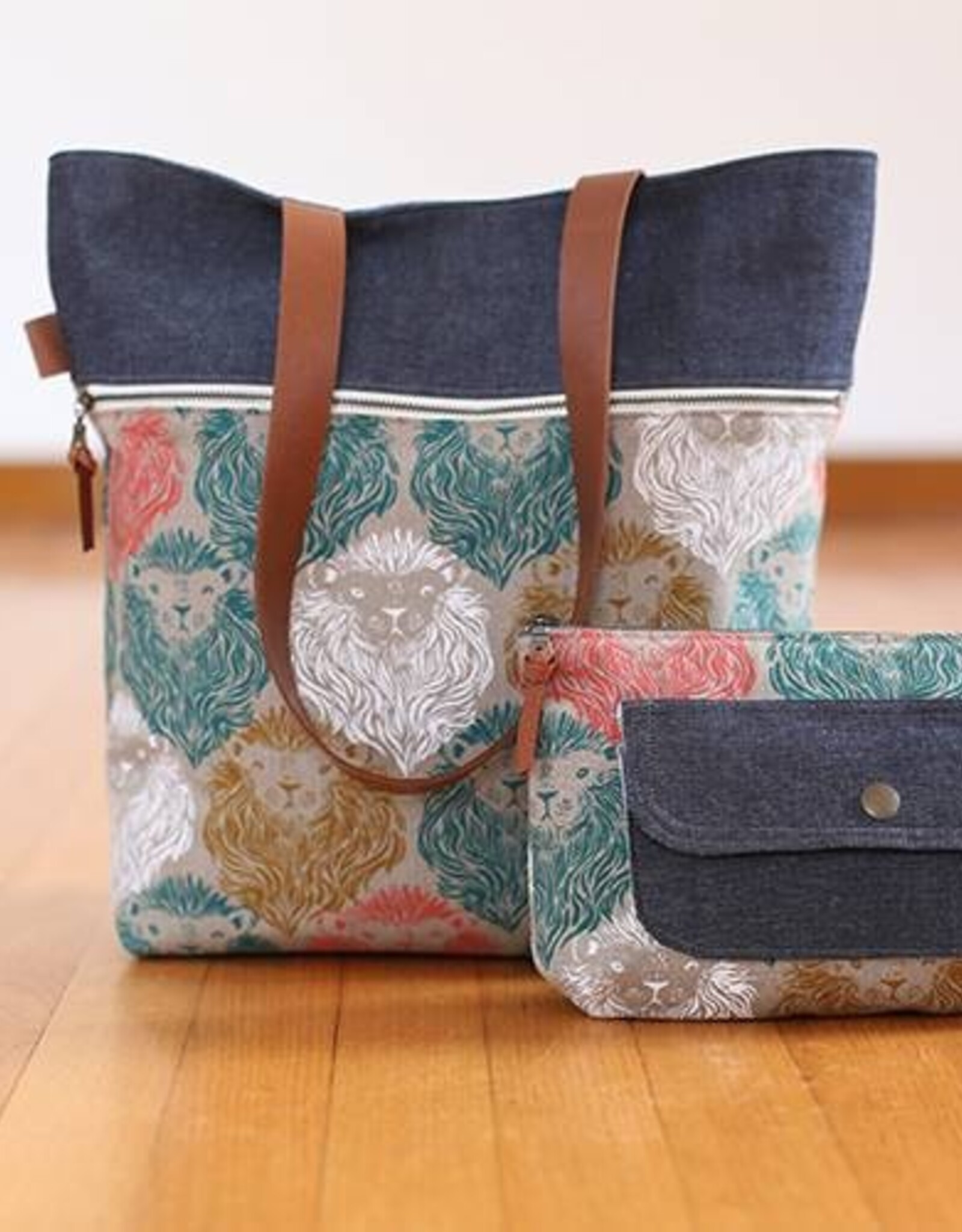 Caravan tote + pouch