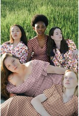 Katoen poplin geometrische vormen ecru/ army green Katoen poplin geometrische vormen ecru/ army green