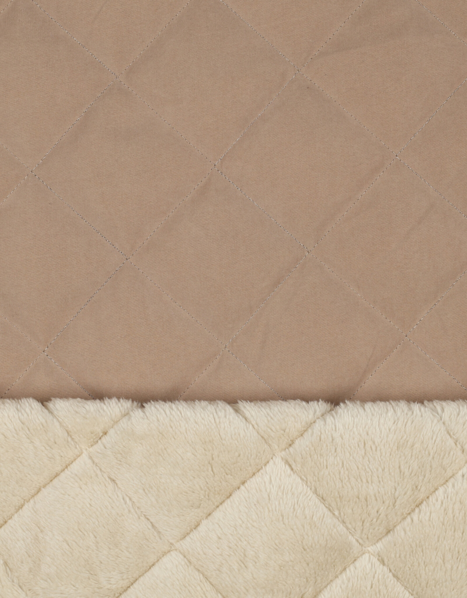 Stepped fur cappuccino