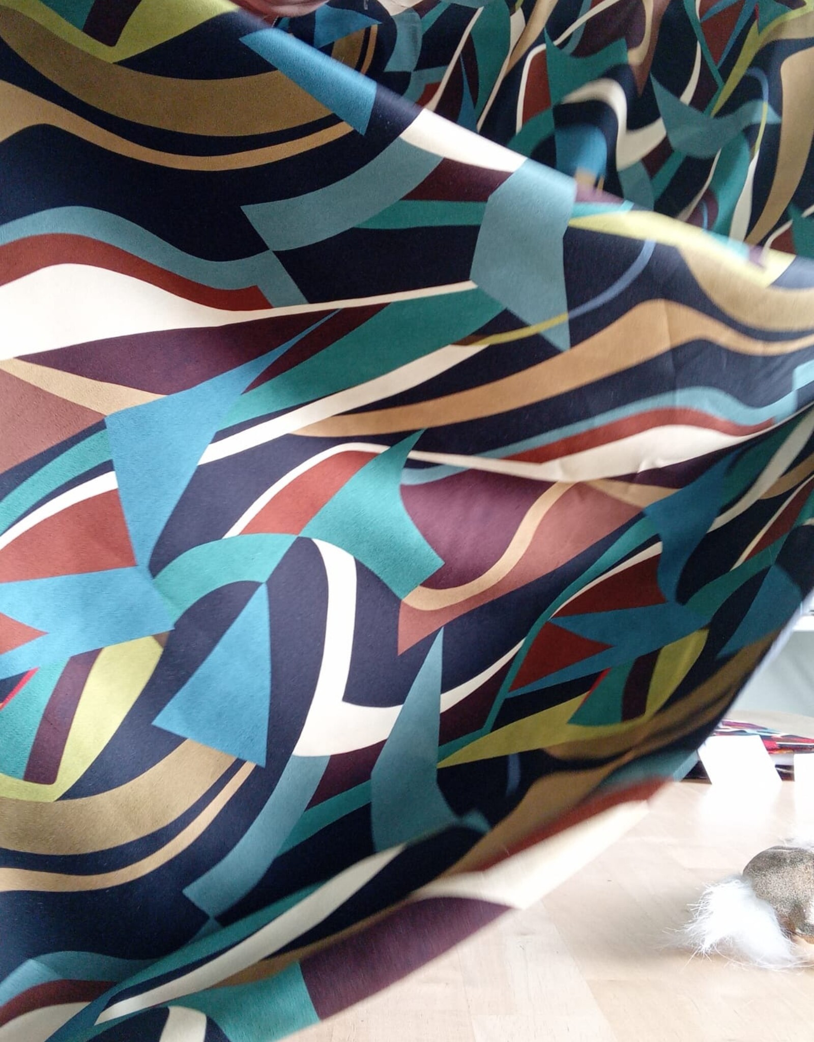 Viscose satijn abstract herfstkleuren